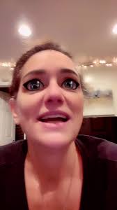 Li'l Annie Discovers the Beauty of Autumn Leaves