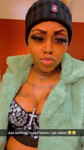 Valencia Carwell (@chocolat3starrr) • Instagram photos and videos