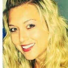 Jaclyn Randall's Instagram, Twitter & Facebook