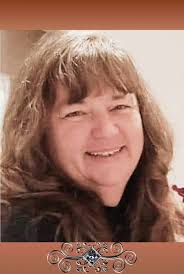 I really admire her tone of voice when she's really in the presence of God  singing anointed worship songs,, very gifted worshipper, Darlene God bless  you