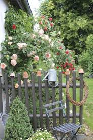 Einrichten Im Grunen Die Schonsten Ideen Fur Deinen Garten Bepflanzung Garten Cottage Garten