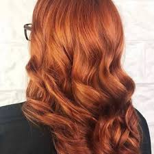 Warm strawberry blondes work best with fair or neutral skinned women, and the auburn strawberry blondes complement warm complexioned women. The 29 Best Strawberry Blonde Hair Ideas To Try This Year Hair Com By L Oreal