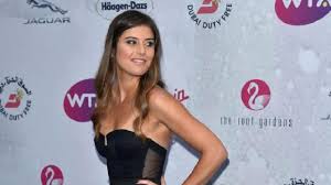 Sorana mihaela cîrstea (romanian pronunciation: Sorana Cirstea A Intors Toate Privirile La Petrecerea De Ziua Ei De NaÈ™tere TrÄƒieÈ™te È›i ViaÈ›a Galerie Foto