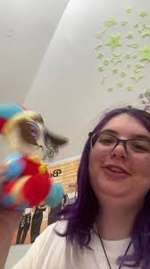 I got a Pomni plushie