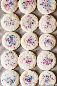 We've picked recipes to answer your favorite. Chewy Sugar Cookies Recipe Pillsbury Copycat Easy Sugar Cookies