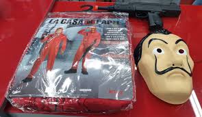 ¿mejor comprar disfraces infantiles o hacerlos en casa? La Casa De Papel Arrasa Entre Los Disfraces De Halloween En Logrono