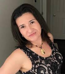 Rosa Crane's Instagram, Twitter & Facebook