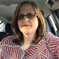 Danielle Newhouse's Instagram, Twitter & Facebook