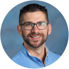 Michael Snively's Instagram, Twitter & Facebook