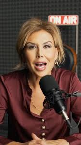 🎙️The Story of Spirit Podcast Ep.147: What is In and What is Out for 2026:  Trends to Live By 🎙️ I'm done with this pattern. Full stop. ✋✨ The martyr  role isn't