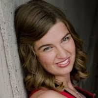 Molly Howell's Instagram, Twitter & Facebook