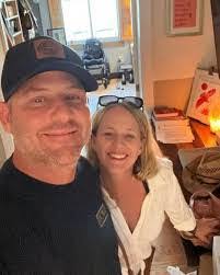 Tracy Holmquist's Instagram, Twitter & Facebook