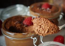Mousse Au Chocolat Avec 2 Ingredients Au Thermomix Plat Et Recette