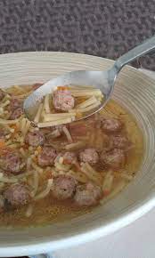 Stracciatella abruzzese, la stracciatella è un piatto povero della cucina italiana, in abruzzo la preparano anche con le polpettine e la bieta, ricetta molt. Pasta In Brodo Con Polpettine