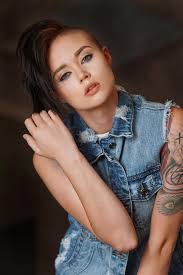 Antonio Lopez, the greatest fashion artist ever, was my idol. Here is one  of his sketches