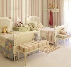 Camas Antigas Na Decoracao Atual Espaco Casa Decoracao Quarto De Crianca Decoracao De Quarto Ideias De Decoracao