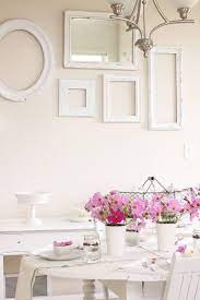 Decorare Le Pareti Con Cornici Vintage Decorare Le Pareti Cornici Vuote Decorazioni