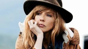 Hablamos de Skyler, Carmela, Kim pero Beth Dutton es de mis personajes  favoritos también Vean Yellowstone