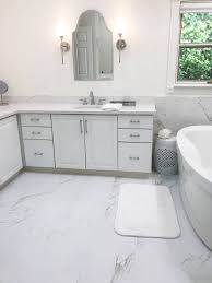 The homeowners saved money by doing a lot of the work themselves and only hiring a contractor for the tough stuff. Budget Bathroom Ideas Luxury Hotel Look Shabbyfufu Com