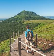 From wikimedia commons, the free media repository. Chain Reaction Exploring The Chaine Des Puys Volcanoes In France