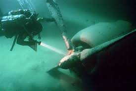 But don't get caught up on the padi vs ssi debate because the truth is the quality of your course greatly depends on the attitude. Dive In And Explore Lake Mead Las Vegas Sun News