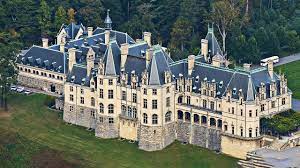 Imagine the biggest parts of the world's richest billionaires. 10 Biggest Houses In The World Youtube