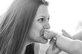 Lauren Hoffmaster's Instagram, Twitter & Facebook