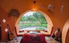 They have an easy, rustic elegance that can add a lot of visual interest to your backyard. Building Earthen Dome Homes In 6 Weeks Diy Intelligent Living