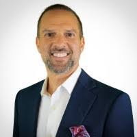 Chris Recker's Instagram, Twitter & Facebook