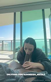 Auhneesh Nicole Erome HD pictures