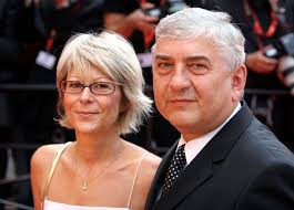 Manželka zdenka si v centre prahy otvorila cukráreň. Miroslav Donutil S Manzelkou Aktualne Cz