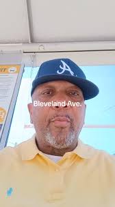 Los Cleveland Avenue