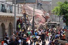 Terremoto méxico 7.1 (puebla) 19 de septiembre de 2017 (parte 3) (compilado hd) sismo en la cdmx 19 de septiembre 2017 visto desde el zócalo cristo rey tenancingo degollado inspire pro & pix4d tecomatlán; La Jornada Morelos Epicentro Del Sismo Con Saldo De 55 Muertos Y Cientos De Heridos