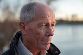 Jonathan Holmes — Melbourne University Publishing