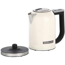 Find your favourite kitchenaid kettle from our range of electric and stovetop models with temperature control. Kitchenaid Kettle Cream Www Macj Com Br