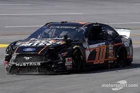 Former nascar driver and current regional series team owner eric mcclure was arrested sunday on a class 1 misdemeanor charge of assault and battery, according to the clerk's office of the smyth county (virginia) juvenile and domestic relations district court. Big Wrecks Eliminate Playoff Drivers