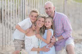 This beach photoshoot of the entire family couldn't be more colorful. Outfit Ideas For Your Photo Session At The Beach Saratoga Springs Baby Photographer Nicole Starr Photography