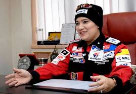 Datin paduka sharifah mazlina syed abdul kadir. Gegernya Istana Johor Sahkan Penarikan Balik Darjah Kebesaran Chua Jui Meng