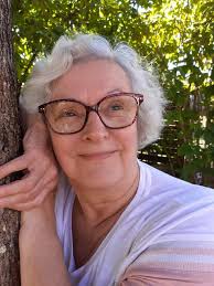 Bonjour a tous les fans d aiguilles,je recherche les explications de ce  modele,merci d avance,bonne continuation a vous