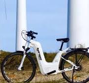 Hydrogen fuel-cell e-bike claiming longer range, quick refueling