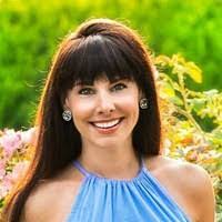 Kelley Harrington's Instagram, Twitter & Facebook