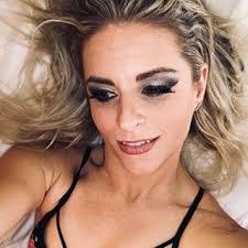 Stephanie Mccool's Instagram, Twitter & Facebook