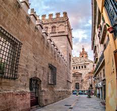 Valencia Architecture 10 Striking Buildings Worth Traveling For Valencia Spain Valencia Beautiful Places In Spain
