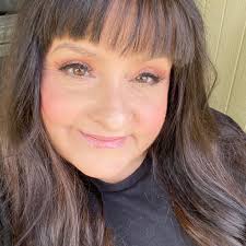 Chatty 🎁💳 Anna Hileman Brown Izzy Tinoco Send me a message to claim