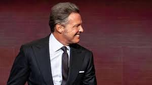 La relación entre luis miguel y cristian castro que terminó por el amor de una mujer. Kenlcbdzc Wy5m