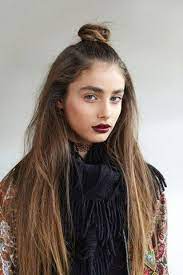 Oct 17, 2017 · i capelli effetto bagnato sono la soluzione più pratica e veloce per sistemare i capelli sporchi senza doversi per forza cimentare nella realizzazione di acconciature particolari. Acconciature Per Capelli Sporchi Le Idee Piu Furbe Per Farli Sembrare Puliti Acconciature Lunghe Acconciature Pettinatura