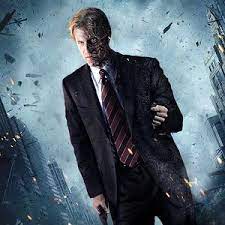 Quando escapa da prisão, começa a espalhar o terror por. Duas Caras Nao Estara Em Batman The Dark Knight Rises