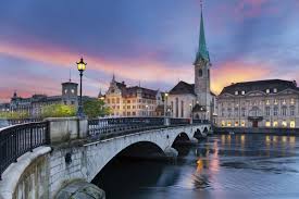 El identificador de zona horaria de iana para zúrich es europe/zurich. Viajar A Suiza Lonely Planet