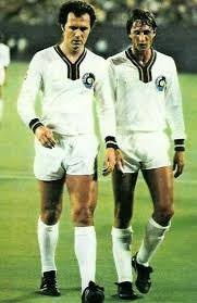 Maybe you would like to learn more about one of these? Antonio Ubilla Na Twitteri Johan Cruyff Y Franz Beckenbauer Rivales En La Final Del Mundial 74 Y Companeros En El Cosmos Ny