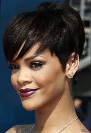 20 Stunning Straight Hairstyles For Short Hair Pretty Designs Short Hair Styles Rihanna Short Hair Short Straight Hair